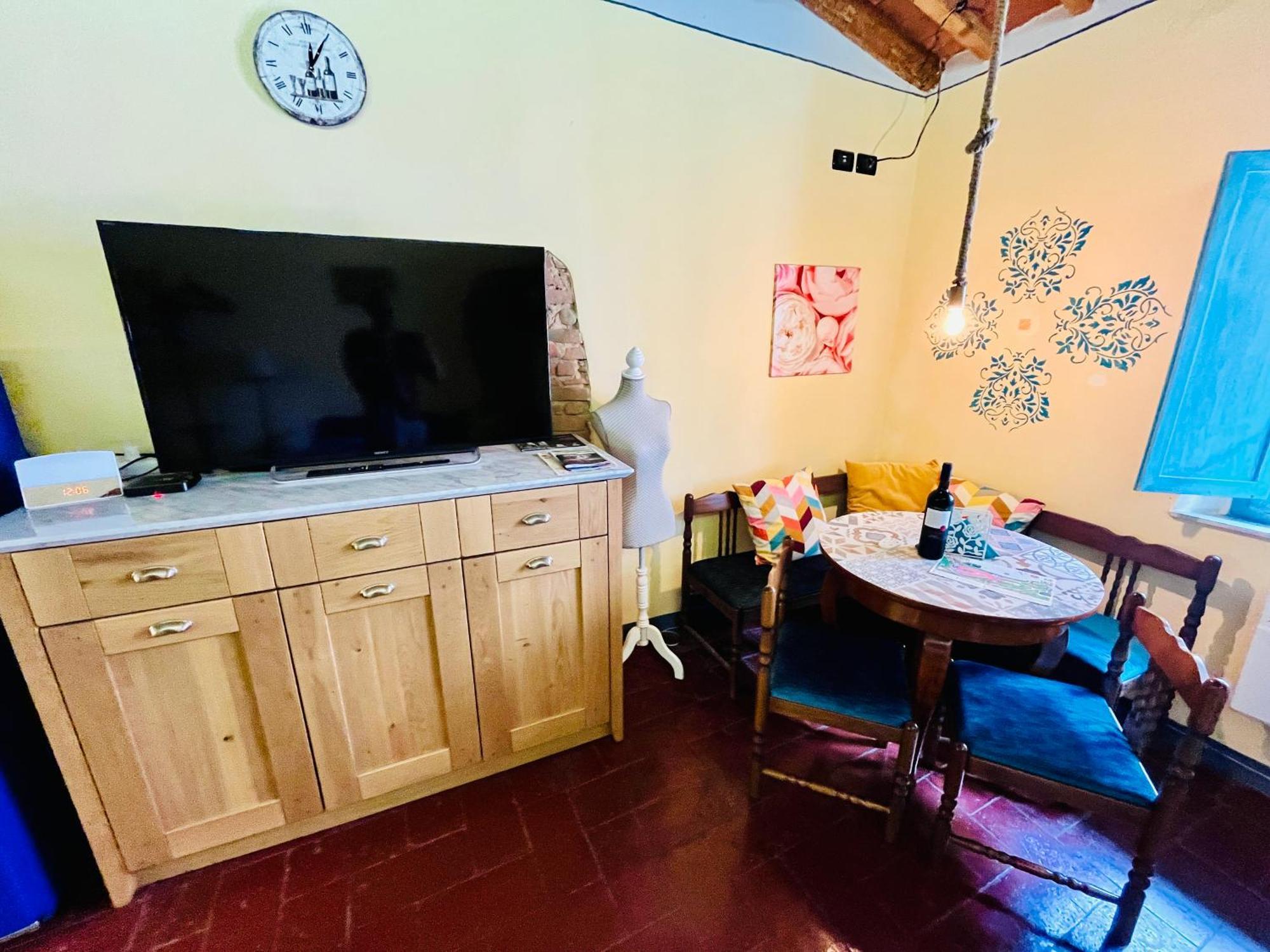 Turquoise Rose Apartment Peccioli Ngoại thất bức ảnh